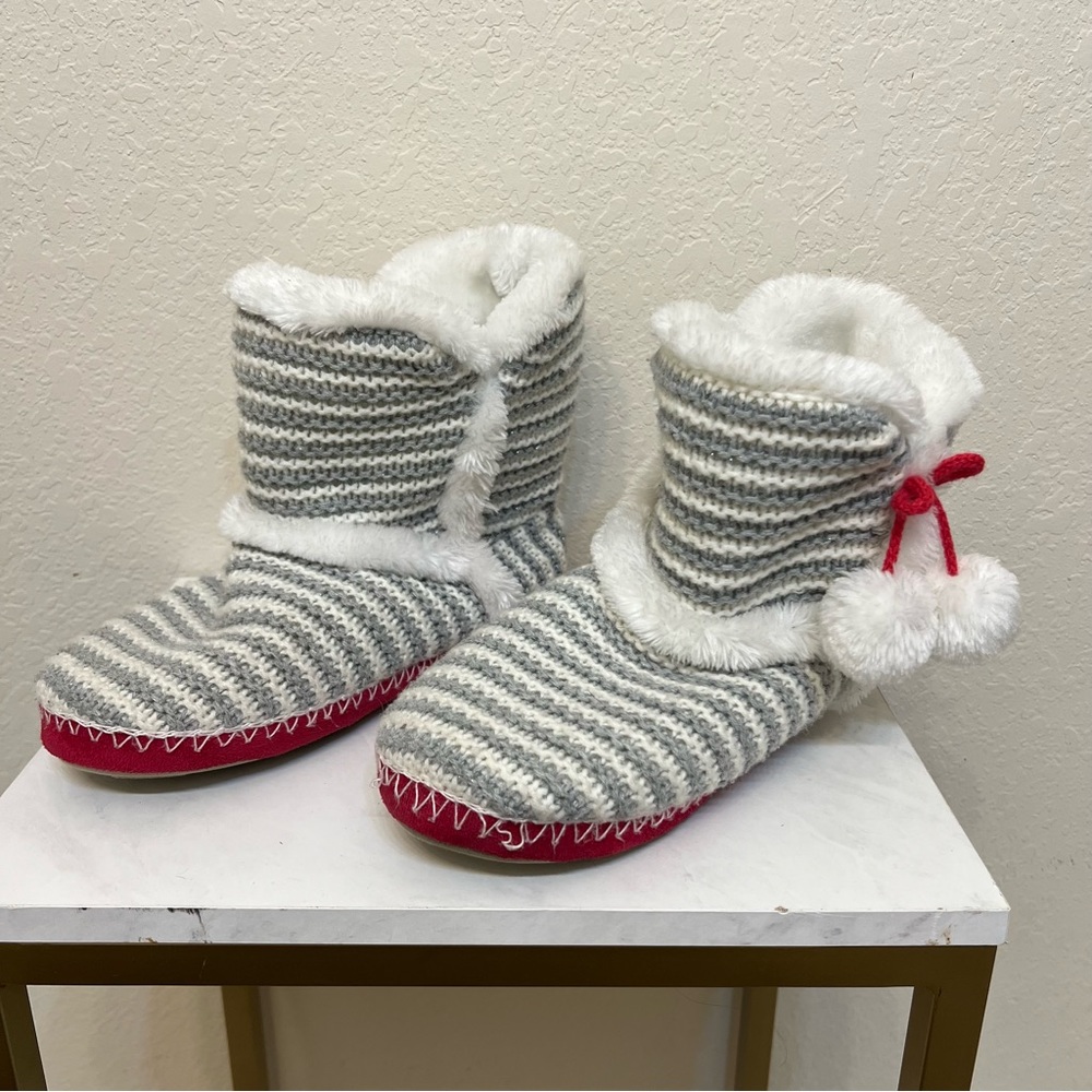 Totes Memory Foam Knitted Slipper Booties, Women's Size XL (USA 9.5-10)